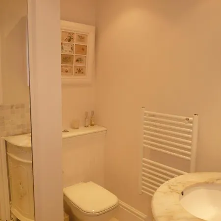 Apartamento Sleeps 6 Air Con Wifi *